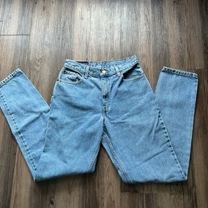 Vintage Levi’s 550 jeans